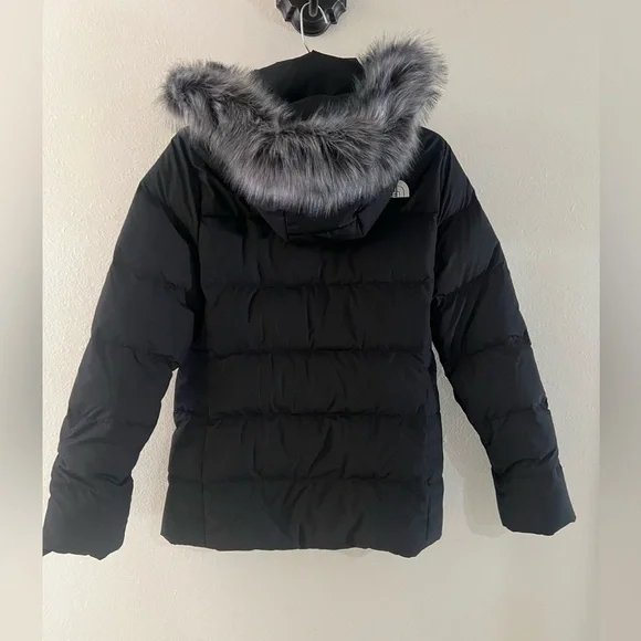 COPY - THE NORTH FACE GOTHAM PUFFER JACKET WITH HOOD AND DETACHABLE FUR - Picture 3 of 15